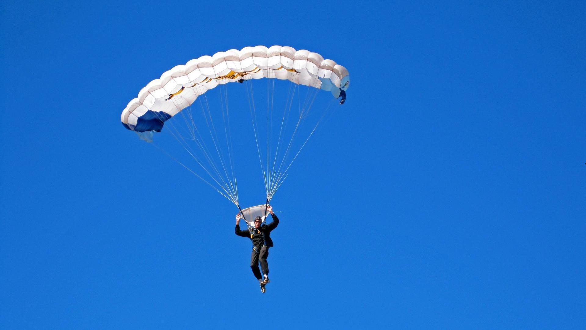 决胜时刻风云突变！压哨绝杀让子弹再飞一会儿