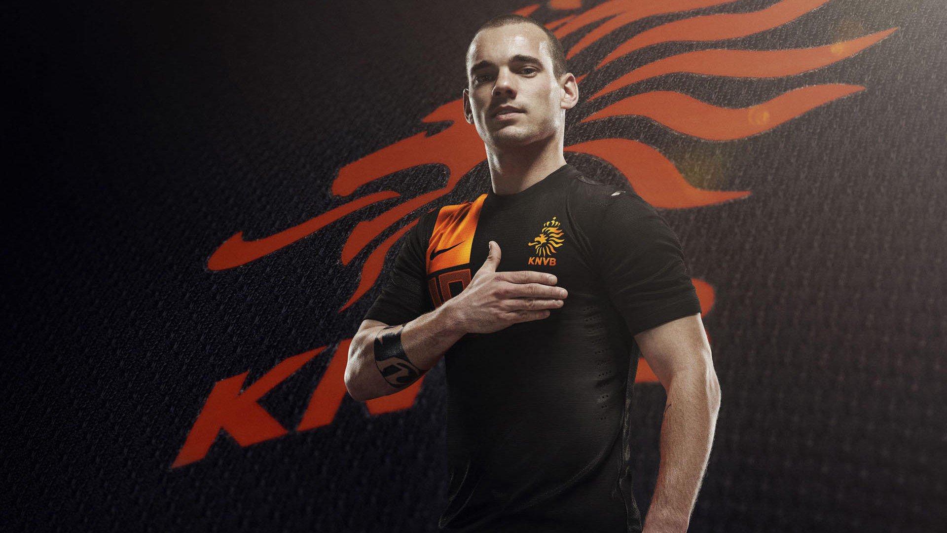 蓝军火力全开！15场狂轰22球，切尔西跃居欧冠历史攻破巴萨球门榜第三