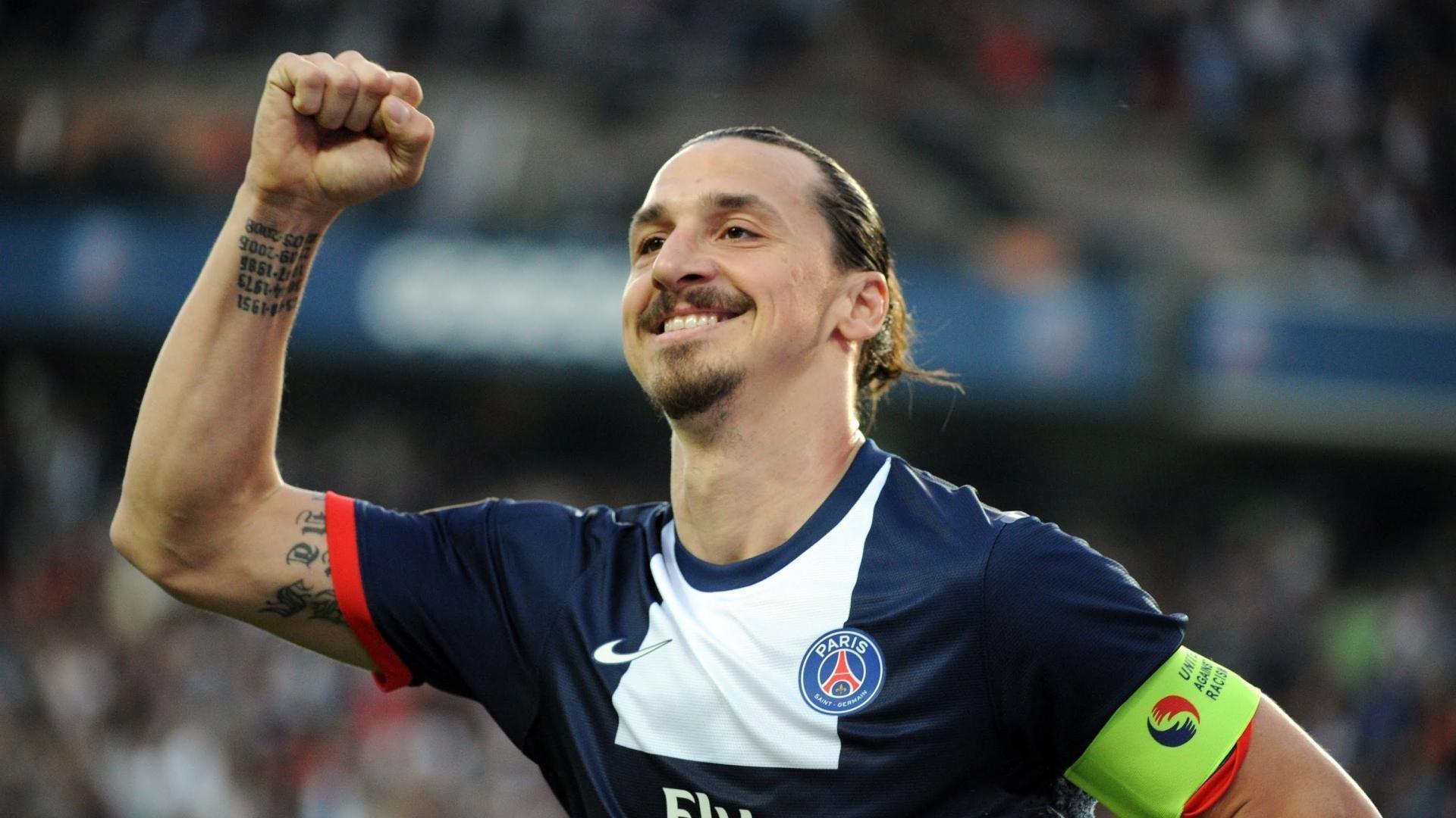 433发布夏窗转会球员全家福，安东尼GOAT造型引爆社交媒体